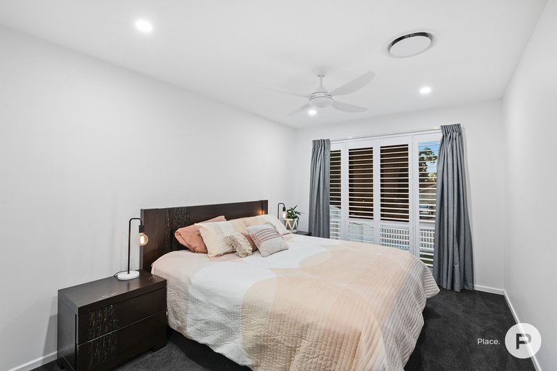 Photo - 59 Cityview Road, Sinnamon Park QLD 4073 - Image 17