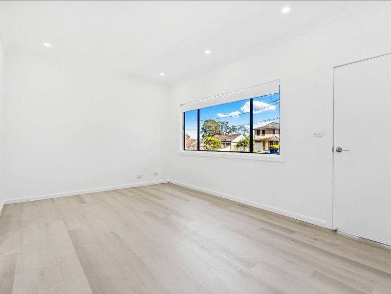 Photo - 59 Cobham Street, Kings Park NSW 2148 - Image 4