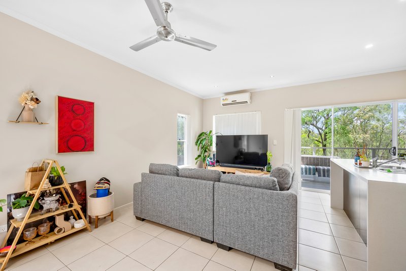 Photo - 5/9 Cockatoo Drive, New Auckland QLD 4680 - Image 3