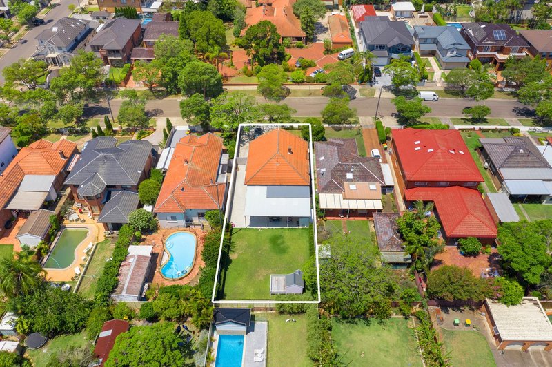 Photo - 59 Cotswold Road, Strathfield NSW 2135 - Image 14