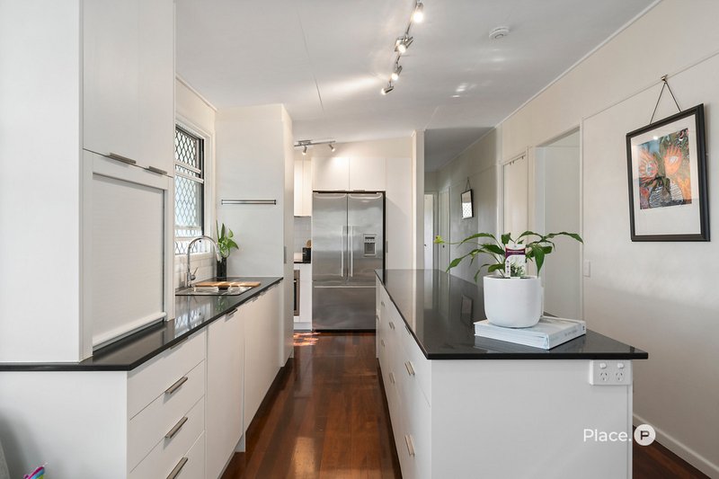 Photo - 59 Cotswold Street, Carina QLD 4152 - Image 4