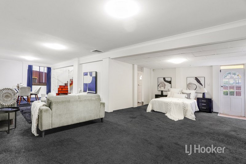 Photo - 59 Cowley Crescent, Prospect NSW 2148 - Image 8