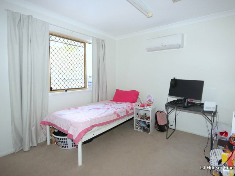 Photo - 59 Crinum Crescent, Emerald QLD 4720 - Image 16