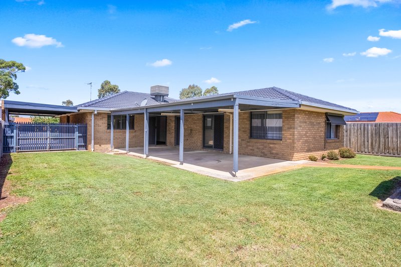 Photo - 59 Deloraine Drive, Hoppers Crossing VIC 3029 - Image 2