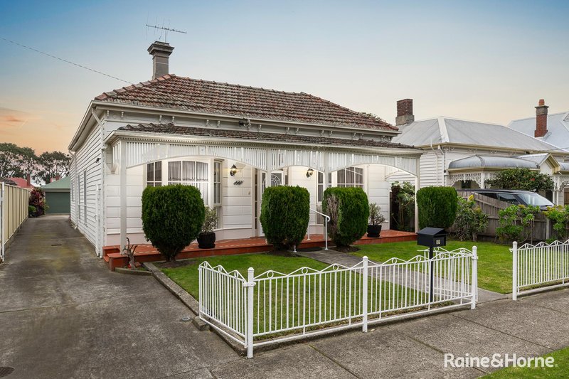 Photo - 59 Donald Street, Brunswick VIC 3056 - Image 2