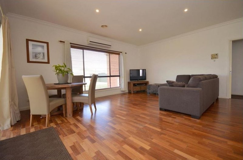 Photo - 59 Dyson Drive, Alfredton VIC 3350 - Image 3