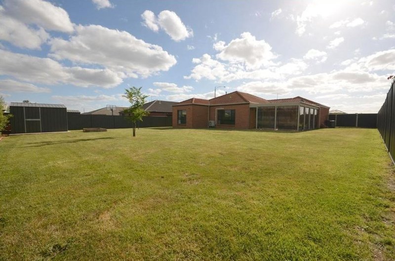 Photo - 59 Dyson Drive, Alfredton VIC 3350 - Image 11