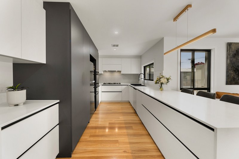 Photo - 59 Emily Bulcock Crescent, Gilmore ACT 2905 - Image 4