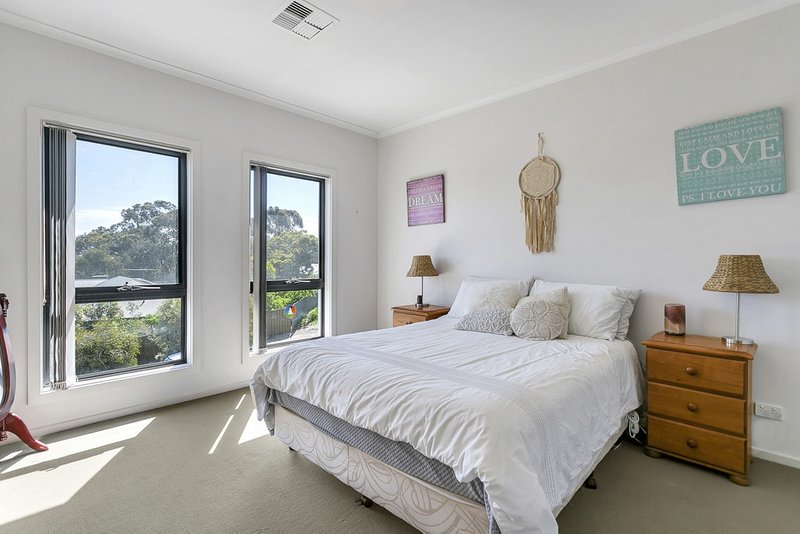 Photo - 59 Fraser Avenue, Happy Valley SA 5159 - Image 14