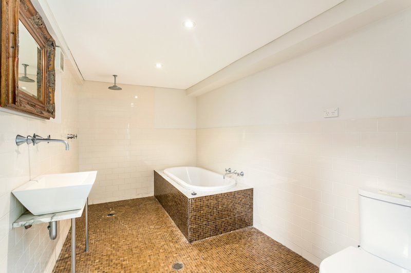 Photo - 59 Gilmore Street, West Wollongong NSW 2500 - Image 6