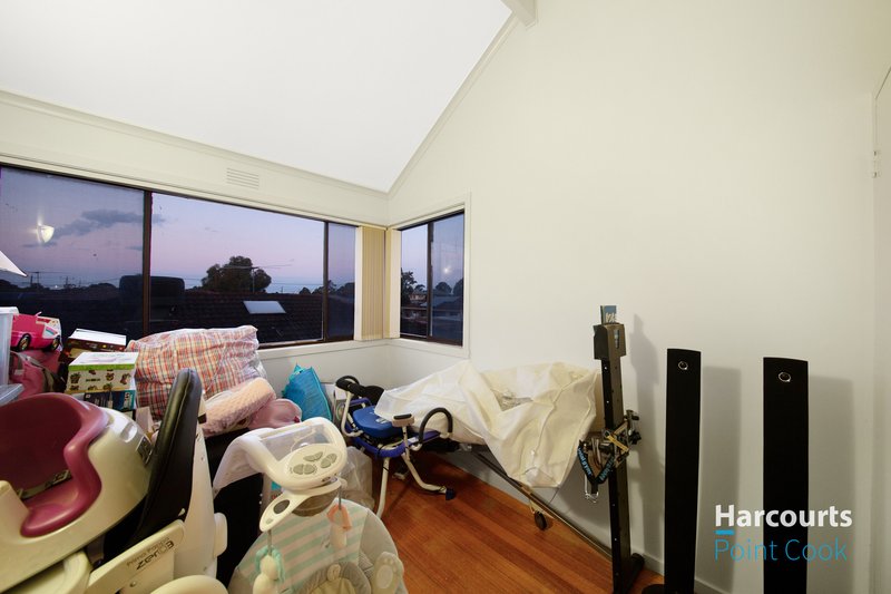 Photo - 59 Hall Avenue, Altona Meadows VIC 3028 - Image 25