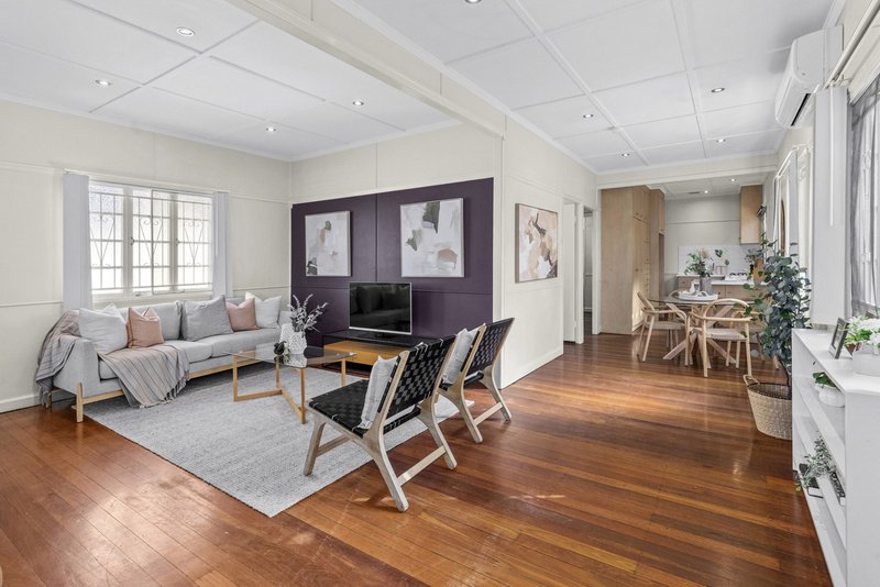 Photo - 59 Hedley Avenue, Nundah QLD 4012 - Image 5