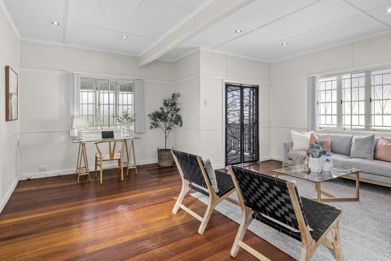 Photo - 59 Hedley Avenue, Nundah QLD 4012 - Image 6