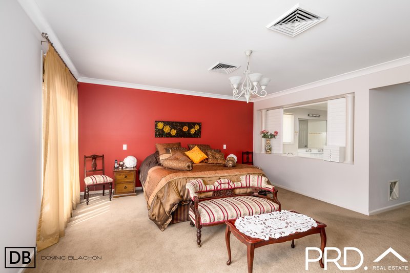 Photo - 59 Henry Kendall Avenue, Padstow Heights NSW 2211 - Image 7