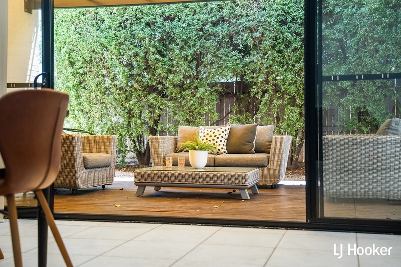 Photo - 59 Henry Sutton Circuit, Dunlop ACT 2615 - Image 7