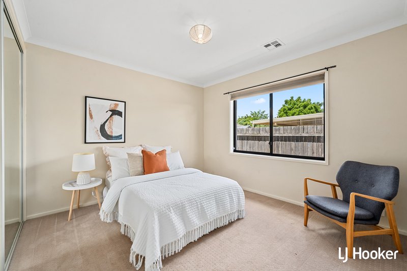 Photo - 59 Henry Sutton Circuit, Dunlop ACT 2615 - Image 10