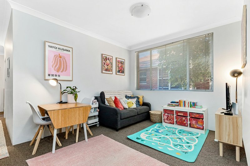 Photo - 5/9 Hercules Road, Brighton-Le-Sands NSW 2216 - Image 2