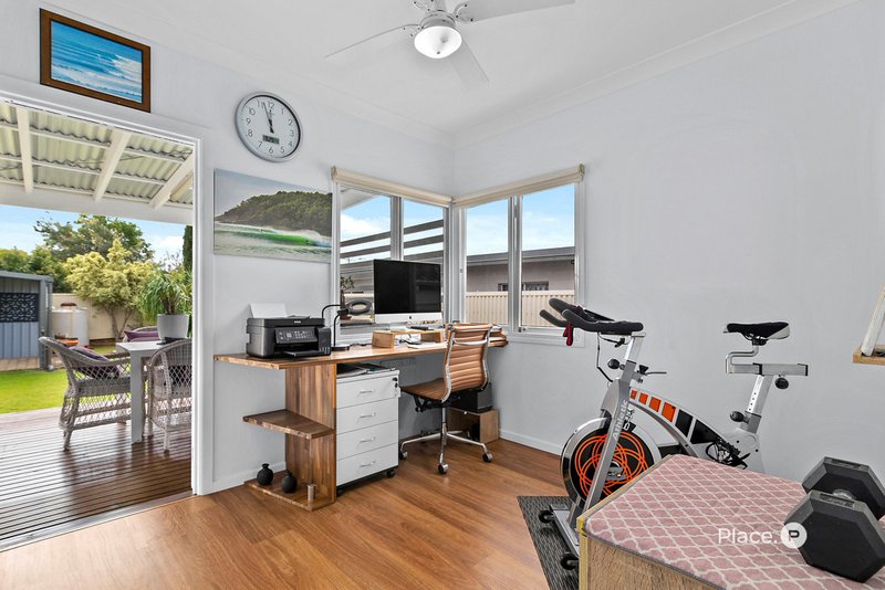 Photo - 59 Hill Parade, Clontarf QLD 4019 - Image 12