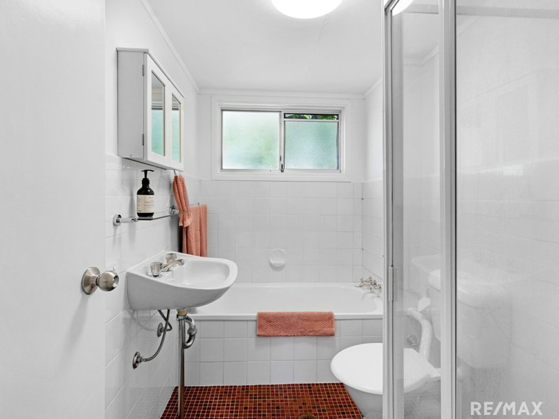 Photo - 5/9 Holborow Close, Surfers Paradise QLD 4217 - Image 8