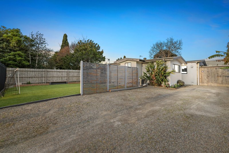 59 Illuka Crescent, Mount Waverley VIC 3149