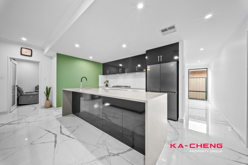 Photo - 59 Ivanhoe Street, Morley WA 6062 - Image 10