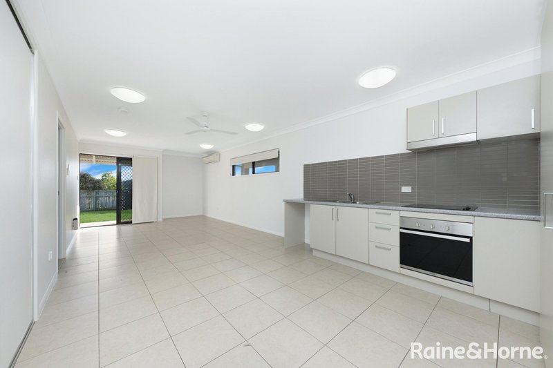 Photo - 59 Kahana Avenue, Burdell QLD 4818 - Image 2