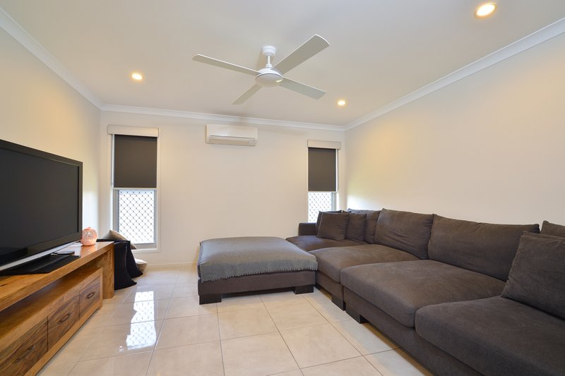 Photo - 59 Koowin Drive, Kirkwood QLD 4680 - Image 12