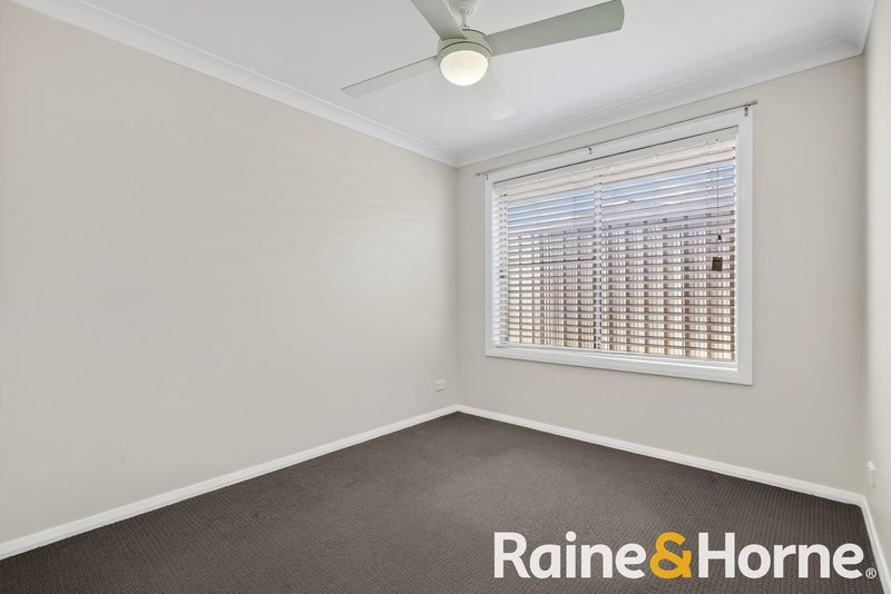 Photo - 59 Lakeside Circuit, Dubbo NSW 2830 - Image 10