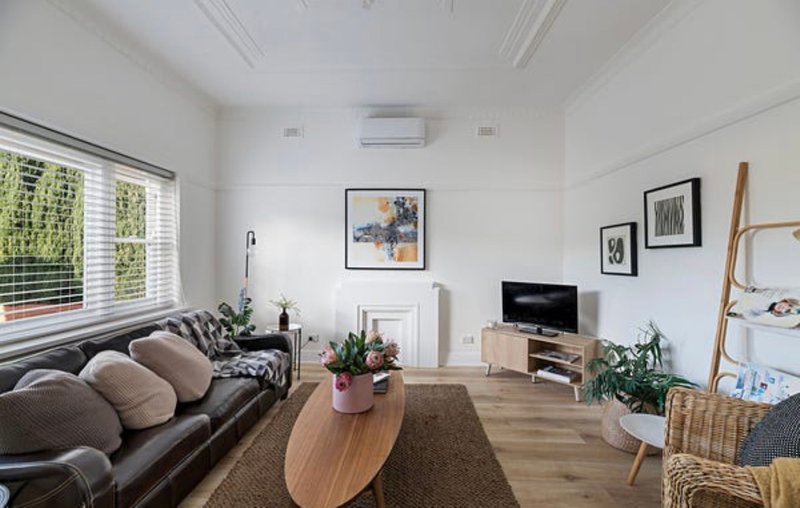 Photo - 59 Leinster Grove, Northcote VIC 3070 - Image 3