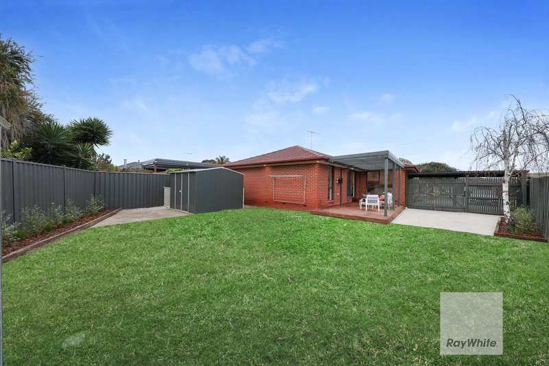 Photo - 59 Lenoak Street, Gladstone Park VIC 3043 - Image 20