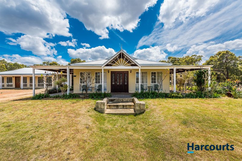 59 Leschenaultia Drive, Chittering WA 6084