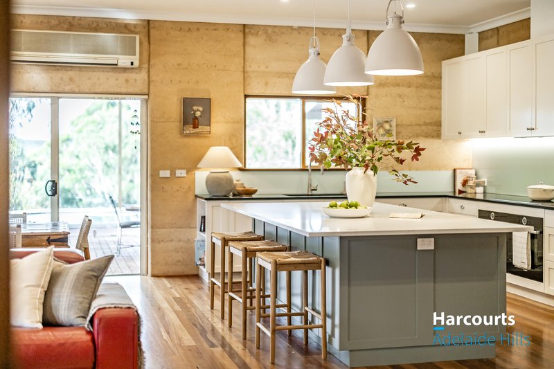 Photo - 59 Leslie Creek Road, Mylor SA 5153 - Image 3