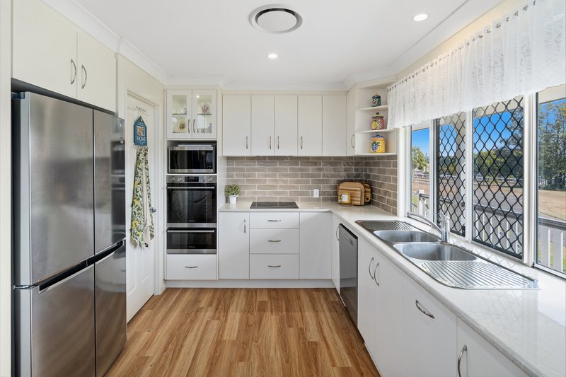Photo - 59 Linnings Road, Haigslea QLD 4306 - Image 8