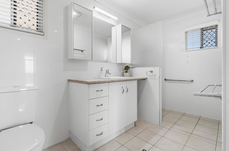 Photo - 59 Linnings Road, Haigslea QLD 4306 - Image 22