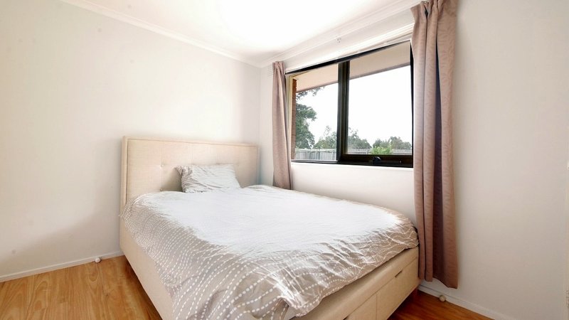 Photo - 59 Liverpool Drive, Keysborough VIC 3173 - Image 6