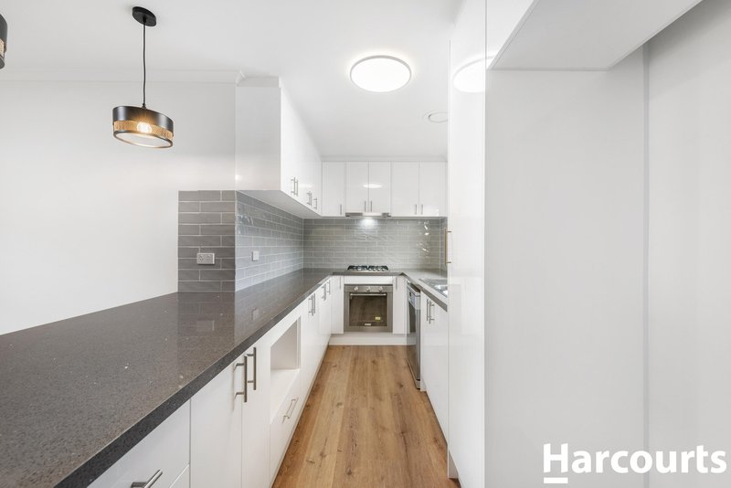 Photo - 59 Loyola Road, Werribee VIC 3030 - Image 4