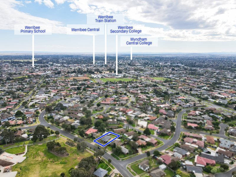 Photo - 59 Loyola Road, Werribee VIC 3030 - Image 9