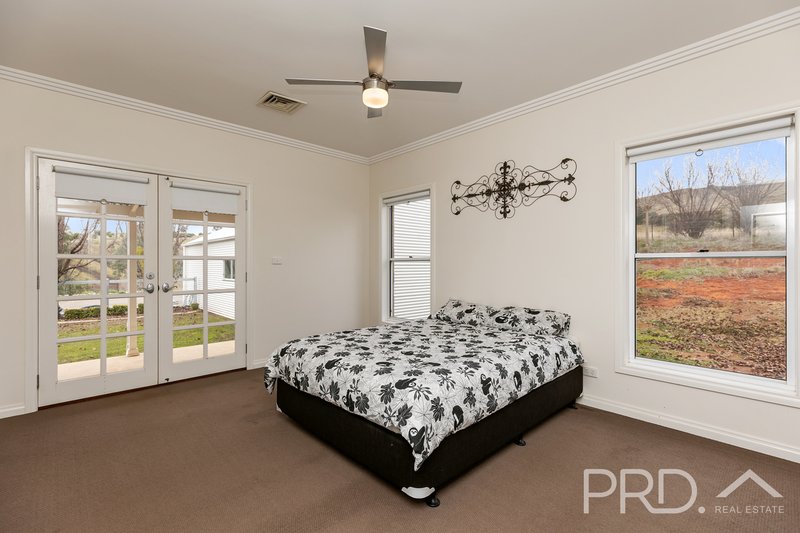 Photo - 59 Luke Street, South Gundagai NSW 2722 - Image 6