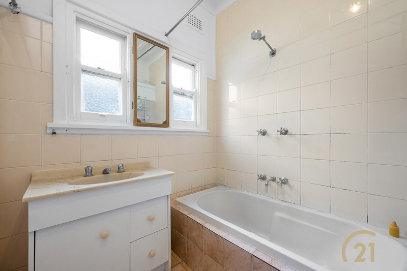 Photo - 59 Macquarie Street, Fairfield NSW 2165 - Image 6