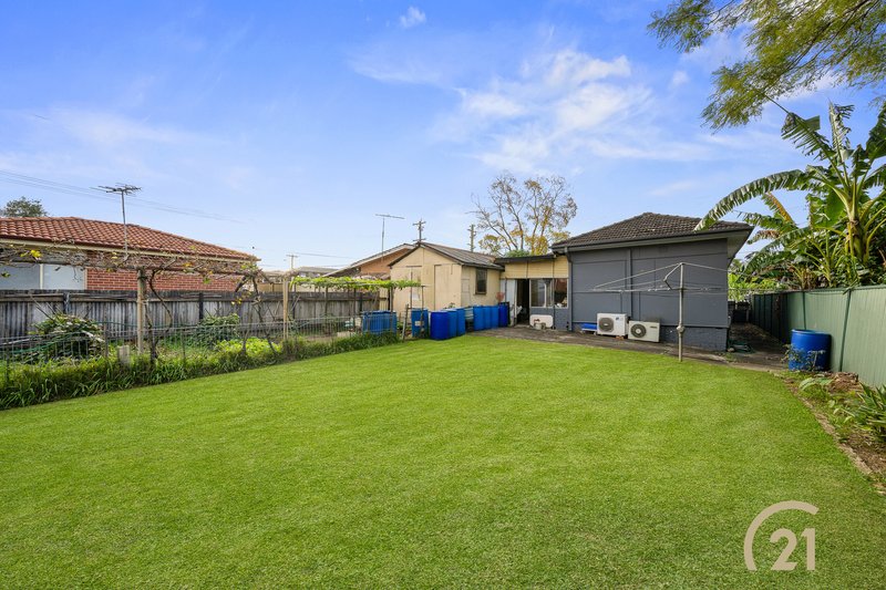Photo - 59 Macquarie Street, Fairfield NSW 2165 - Image 8