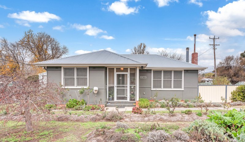Photo - 59 Manners Street, Tenterfield NSW 2372 - Image 1