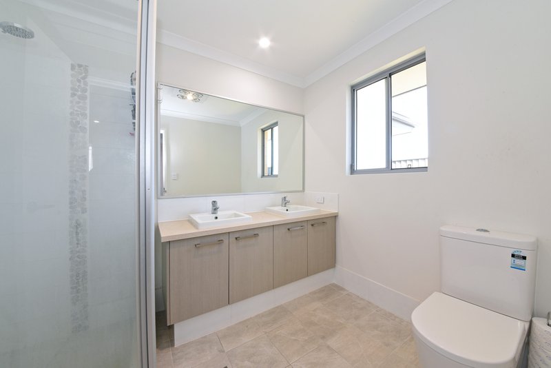 Photo - 59 Marginella Boulevard, Jindalee WA 6036 - Image 6