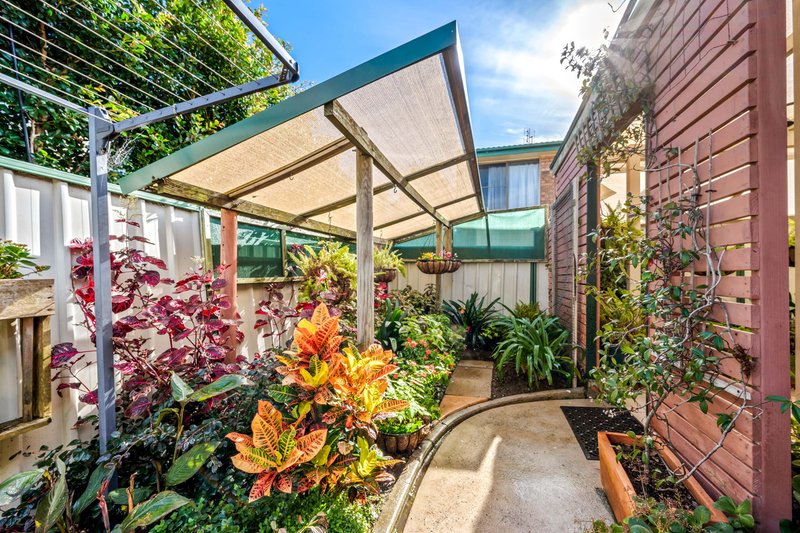 Photo - 5/9 Marks Point Road, Marks Point NSW 2280 - Image 4