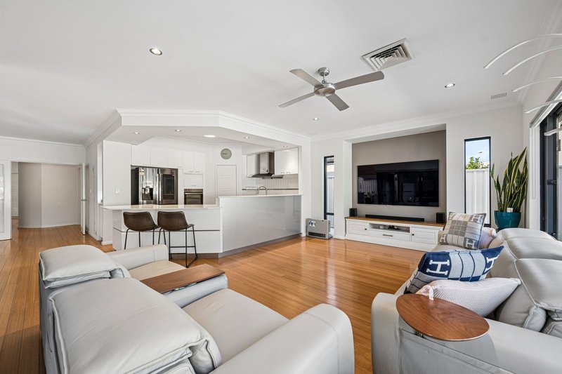 Photo - 59 Mclean Street, Melville WA 6156 - Image 8