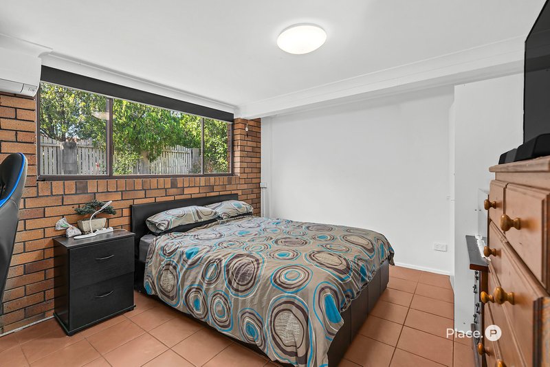 Photo - 59 Meadowlands Road, Carindale QLD 4152 - Image 14