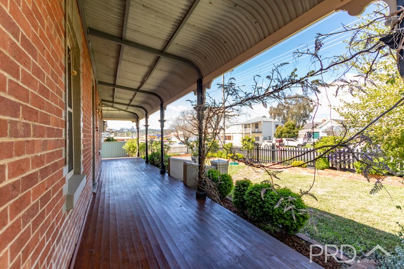 Photo - 59 Merivale Street, Tumut NSW 2720 - Image 3