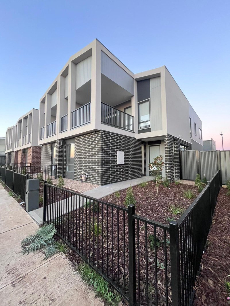 Photo - 59 Messara Walk, Truganina VIC 3029 - Image 1