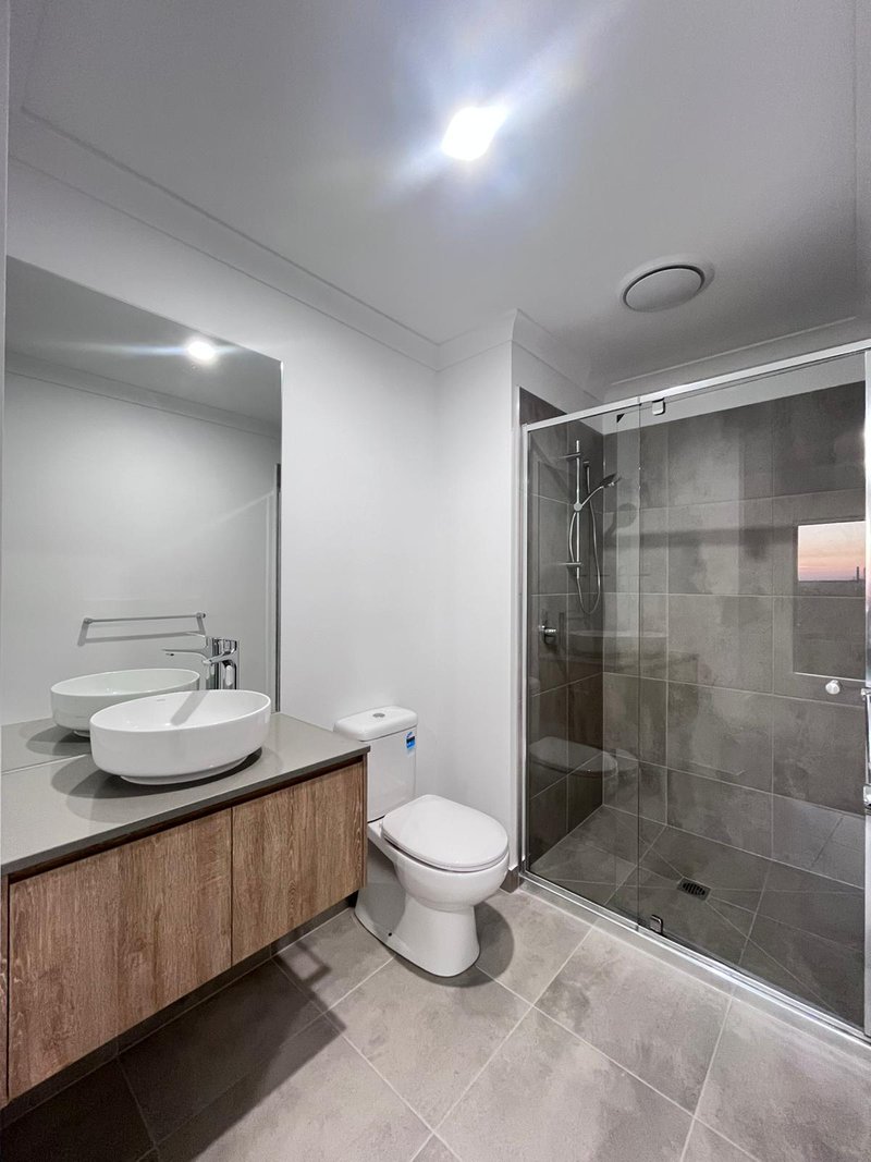 Photo - 59 Messara Walk, Truganina VIC 3029 - Image 13