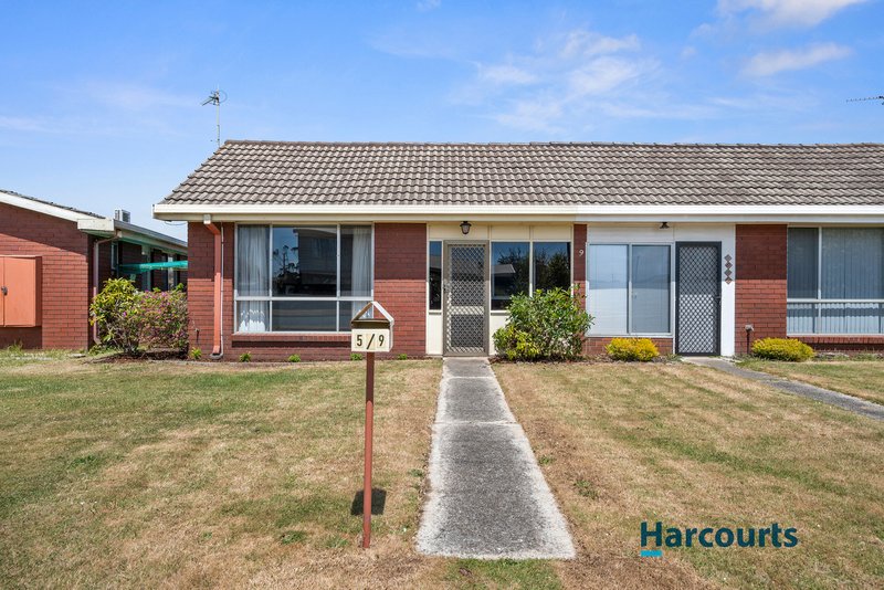 Photo - 5/9 Moore Street, West Ulverstone TAS 7315 - Image 3