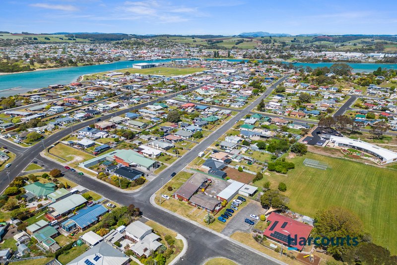 Photo - 5/9 Moore Street, West Ulverstone TAS 7315 - Image 11